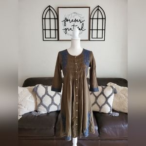 Johnny Was Green Pleated Front Button Down Dress Navy Floral Embroidery Size S